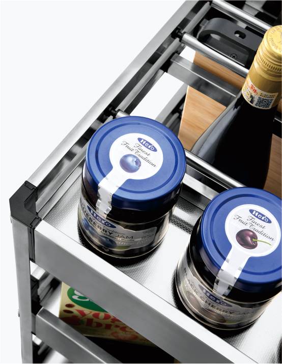 KITCHEN PULL OUT DRAWER BASKET
