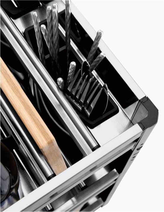 KITCHEN PULL OUT DRAWER BASKET